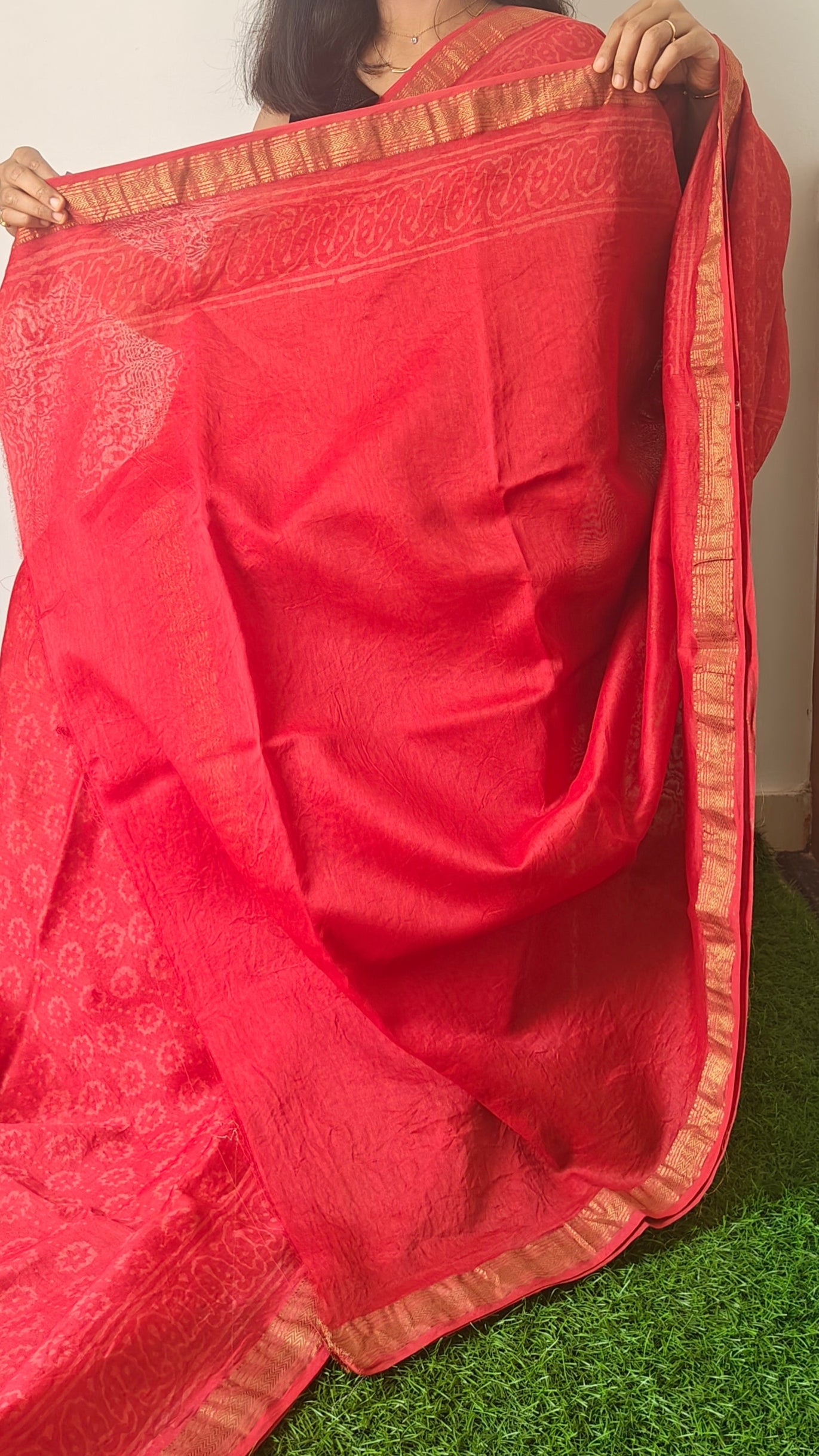 Pure Red maheshwari cotton silk saree