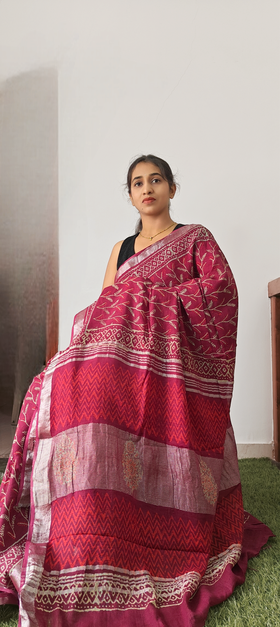 Aarna Dark Maroon Linen saree