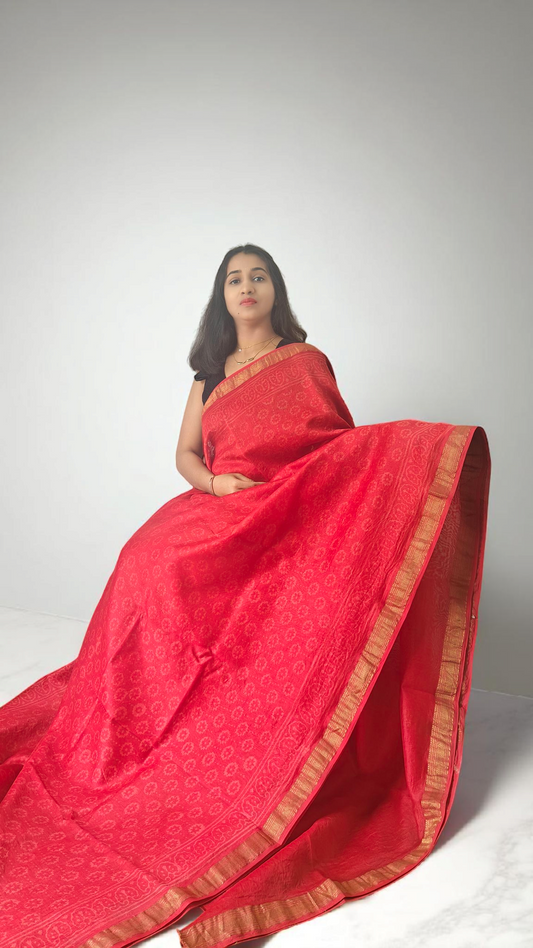 Red Maheshwari silk cotton saree