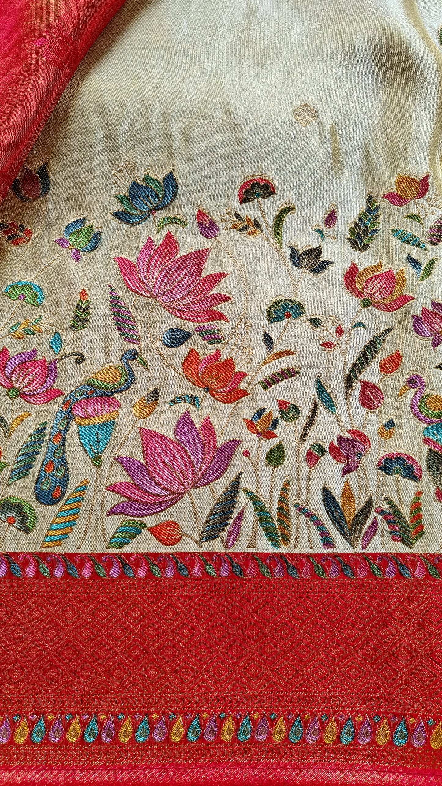 Ivory gold Pure soft tissue silk