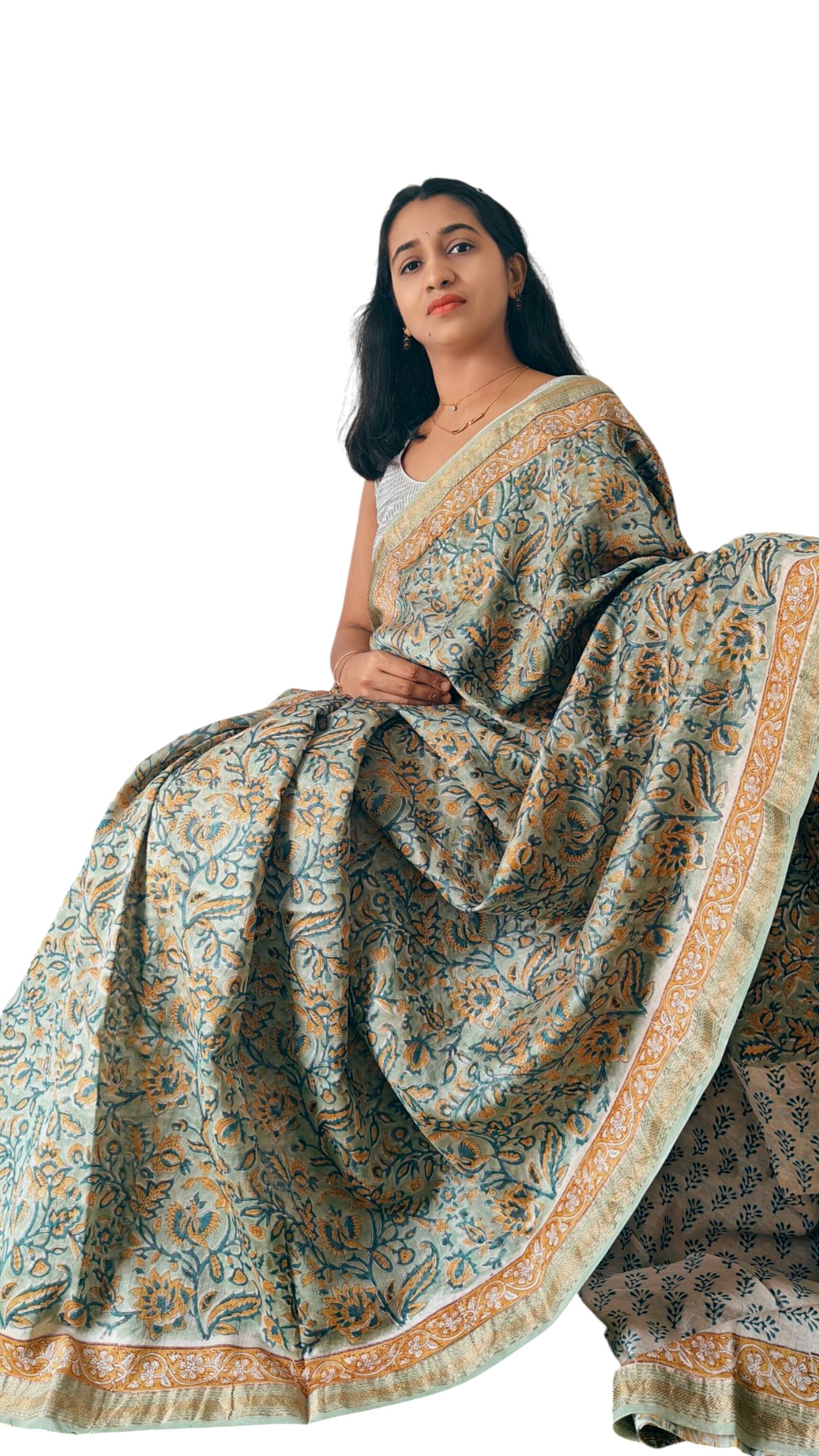 Pastel Green floral Maheshwari silk cotton saree