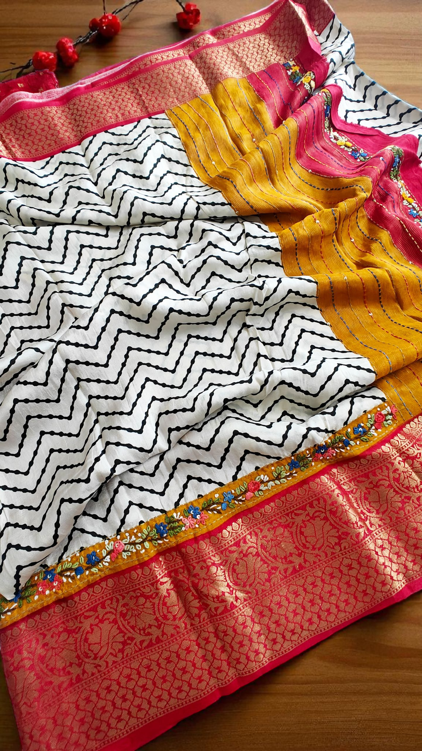 White zigzag pure dola silk